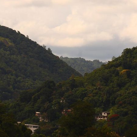 Sky Edge Homestay Kandy Eksteriør bilde