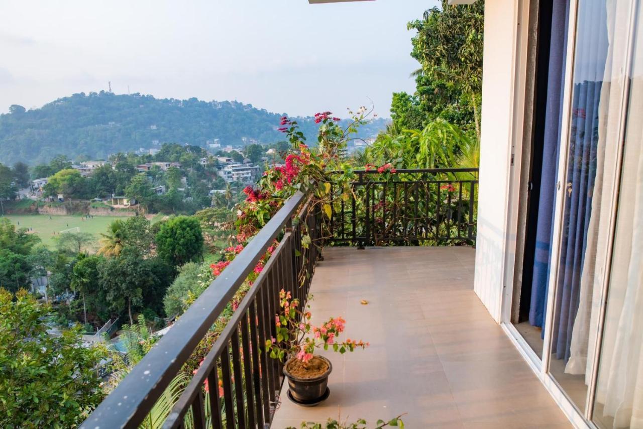 Sky Edge Homestay Kandy Eksteriør bilde